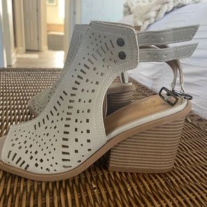 Womens peep toe heels